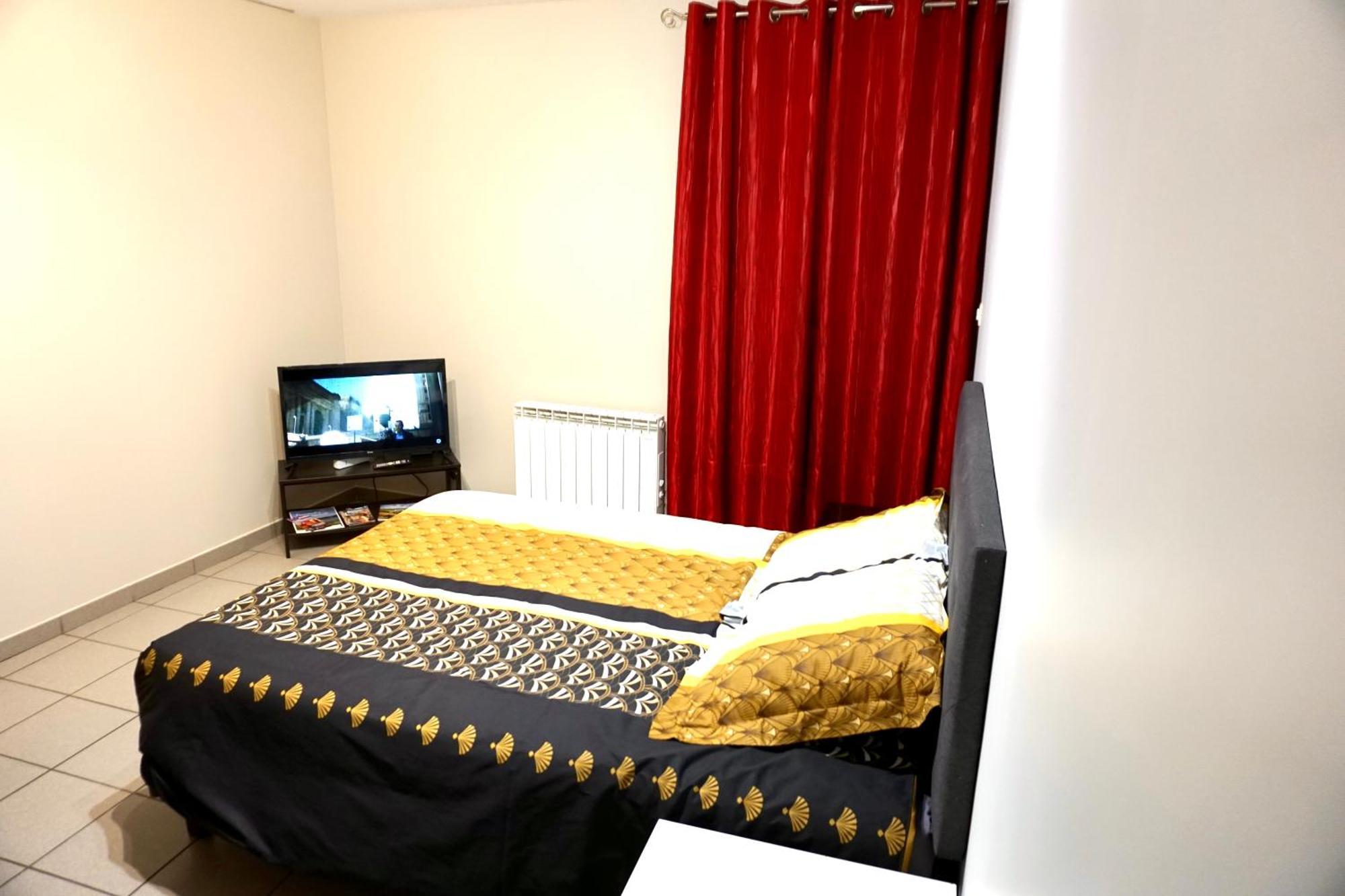 Charmant Studio Centre Ville Le Puy-en-Velay Ngoại thất bức ảnh